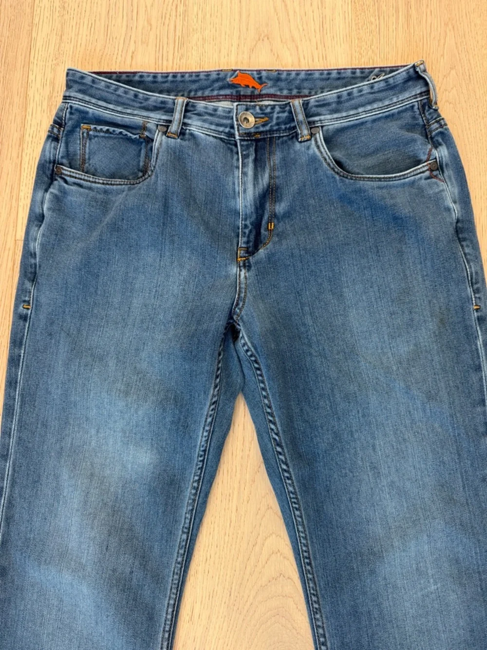 Tommy Bahama tommy bahama